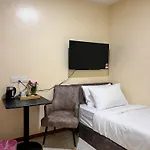 Xhostel Subang Bestari